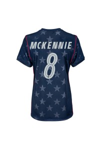 Yhdysvallat Weston McKennie #8 Jalkapallovaatteet Naisten Vieraspaita MM-kisat 2026 Lyhythihainen